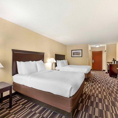 Best Western Plus Victor Inn & Suites Екстериор снимка