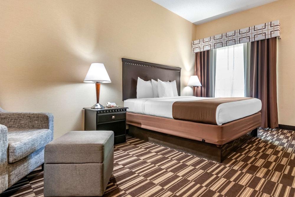 Best Western Plus Victor Inn & Suites Екстериор снимка