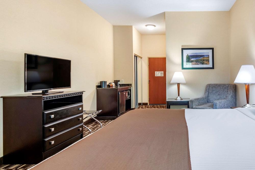 Best Western Plus Victor Inn & Suites Екстериор снимка